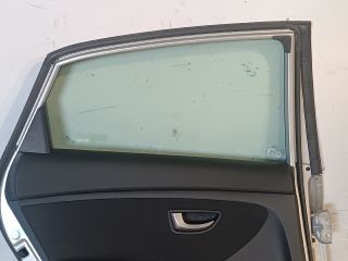 bontott HYUNDAI I30 Bal hátsó Ajtó (Részeivel)