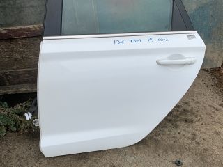 bontott HYUNDAI I30 Bal hátsó Ajtó (Részeivel)