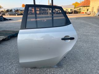 bontott HYUNDAI I30 Bal hátsó Ajtó (Részeivel)