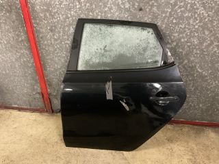 bontott HYUNDAI I30 Bal hátsó Ajtó (Részeivel)
