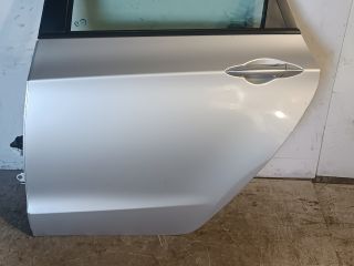 bontott HYUNDAI I30 Bal hátsó Ajtó (Részeivel)