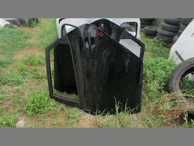 bontott HYUNDAI I30 Bal hátsó Ajtó (Részeivel)