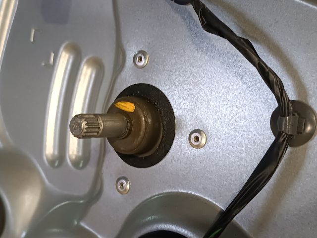 bontott HYUNDAI I30 Bal hátsó Ajtó (Részeivel)