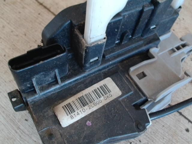 bontott HYUNDAI I30 Bal hátsó Ajtózár