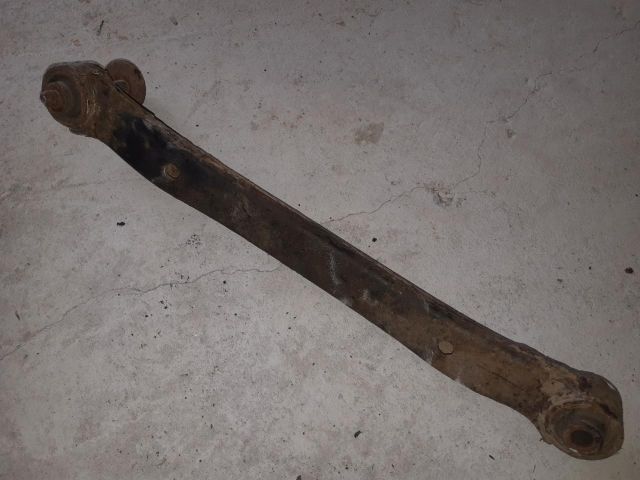 bontott HYUNDAI I30 Bal hátsó Alsó Hátsó Lengőkar