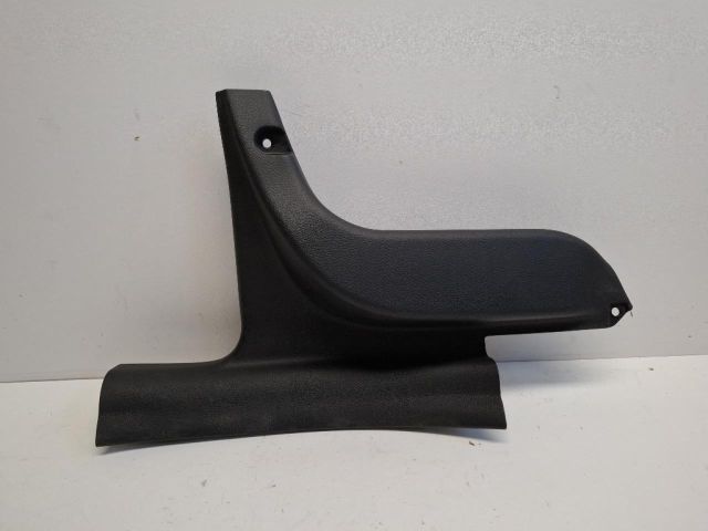 bontott HYUNDAI I30 Bal hátsó Belső Küszöb Burkolat