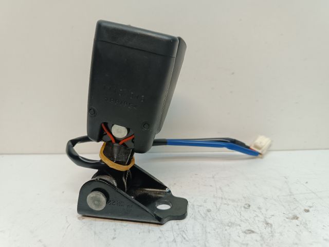 bontott HYUNDAI I30 Bal hátsó Biztonsági Öv Csat