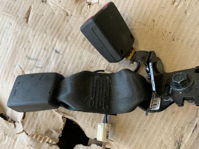 bontott HYUNDAI I30 Bal hátsó Biztonsági Öv Csat