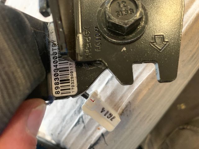 bontott HYUNDAI I30 Bal hátsó Biztonsági Öv Csat