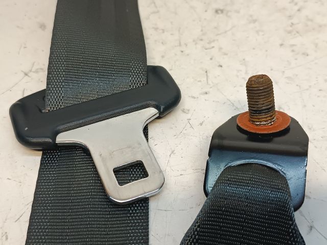 bontott HYUNDAI I30 Bal hátsó Biztonsági Öv