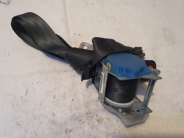 bontott HYUNDAI I30 Bal hátsó Biztonsági Öv