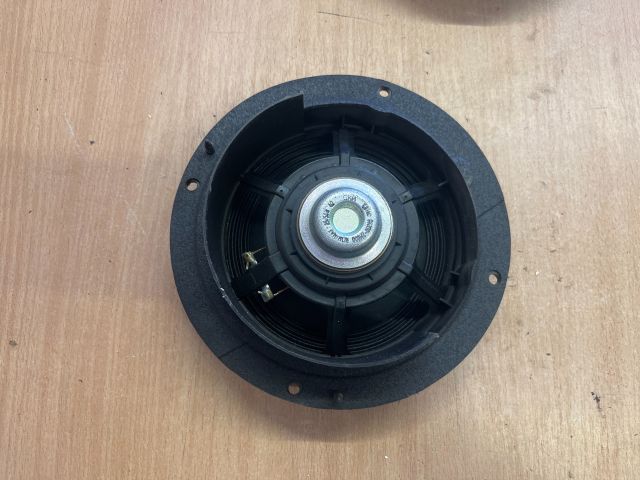 bontott HYUNDAI I30 Bal hátsó Hangszóró