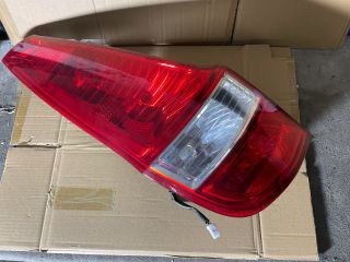 bontott HYUNDAI I30 Bal Hátsó Lámpa