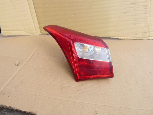 bontott HYUNDAI I30 Bal Hátsó Lámpa