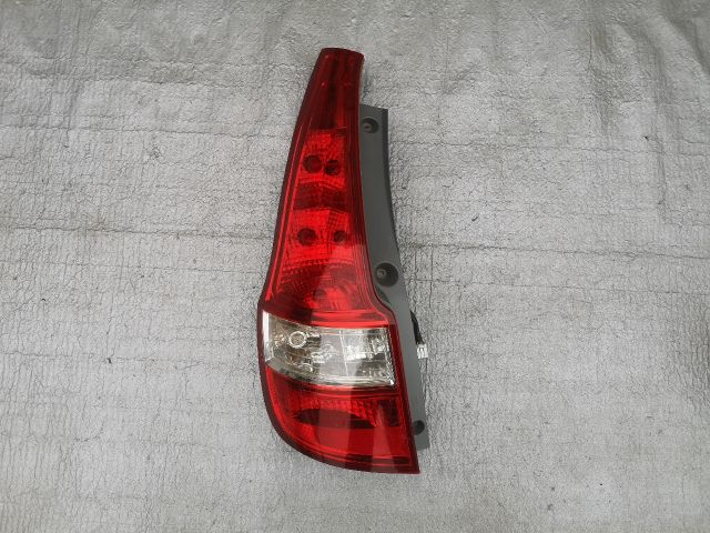 bontott HYUNDAI I30 Bal Hátsó Lámpa