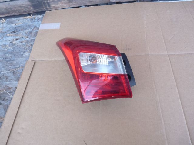 bontott HYUNDAI I30 Bal Hátsó Lámpa