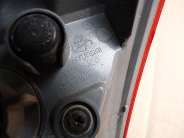 bontott HYUNDAI I30 Bal Hátsó Lámpa