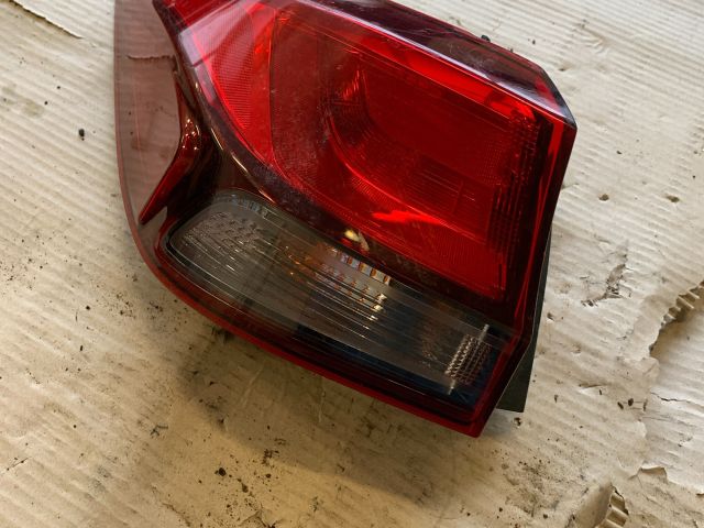 bontott HYUNDAI I30 Bal Hátsó Lámpa