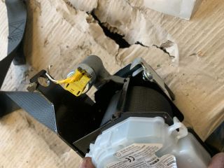 bontott HYUNDAI I30 Bal hátsó Övfeszítő