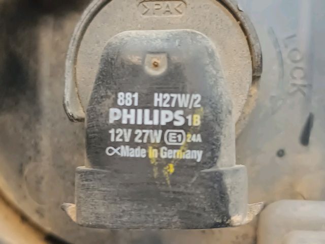 bontott HYUNDAI I30 Bal Ködfényszóró