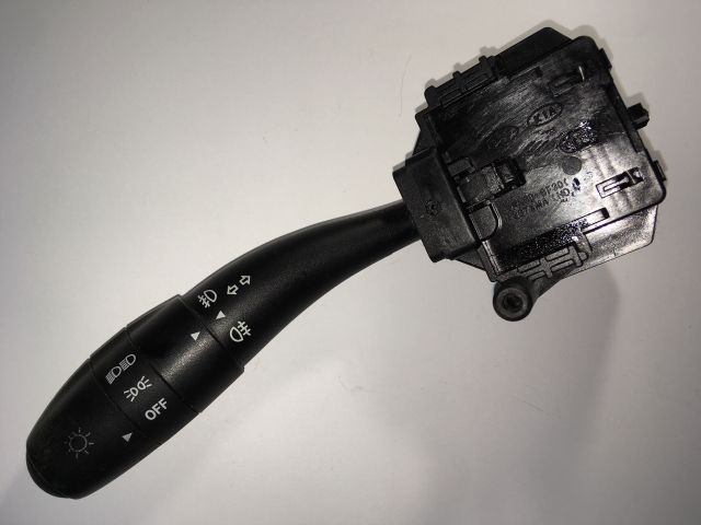 bontott HYUNDAI I30 Bal Kormánykapcsoló Irányjelző