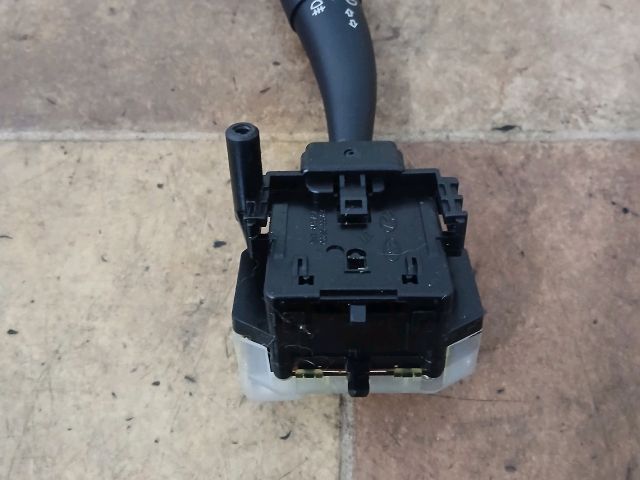 bontott HYUNDAI I30 Bal Kormánykapcsoló Irányjelző