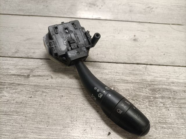 bontott HYUNDAI I30 Bal Kormánykapcsoló Irányjelző