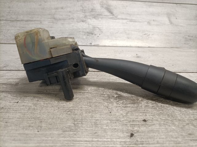 bontott HYUNDAI I30 Bal Kormánykapcsoló Irányjelző