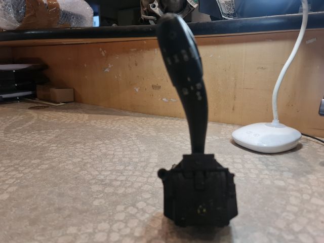 bontott HYUNDAI I30 Bal Kormánykapcsoló Irányjelző