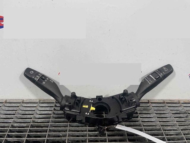 bontott HYUNDAI I30 Bal Kormánykapcsoló Irányjelző