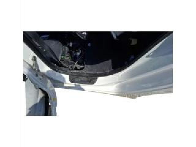 bontott HYUNDAI I30 Bal Küszöb