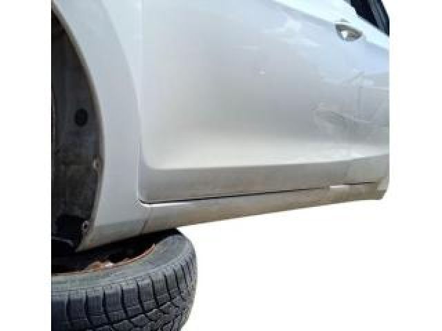 bontott HYUNDAI I30 Bal Küszöb