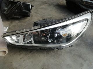 bontott HYUNDAI I30 Bal Ledes Fényszóró