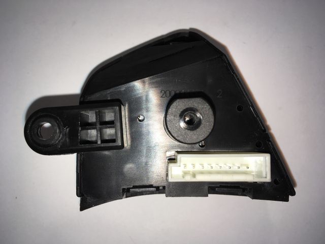 bontott HYUNDAI I30 Bal Multikormány Kapcsoló