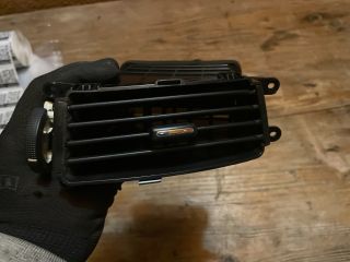 bontott HYUNDAI I30 Bal Szellőző