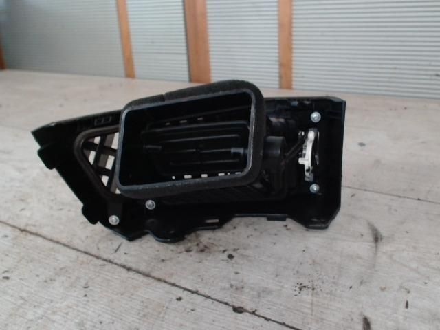 bontott HYUNDAI I30 Bal Szellőző