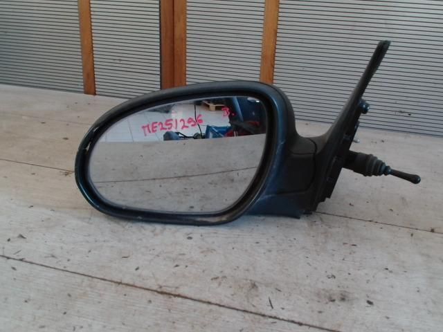 bontott HYUNDAI I30 Bal Visszapillantó Tükör (Mechanikus)