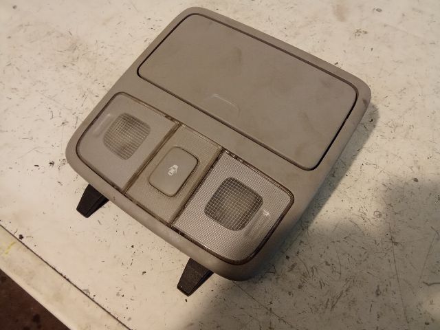 bontott HYUNDAI I30 Beltér Világítás Első