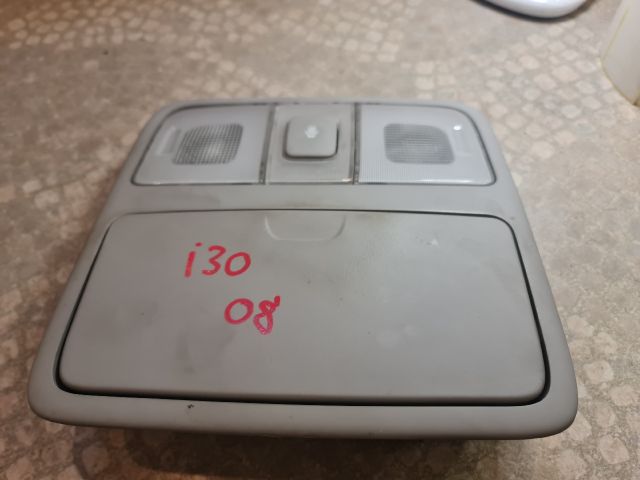 bontott HYUNDAI I30 Beltér Világítás Első