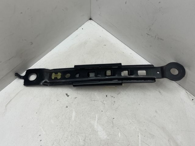 bontott HYUNDAI I30 Biztonsági Öv Magasság Állító