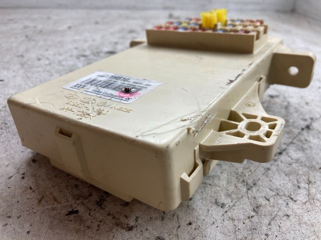 bontott HYUNDAI I30 Biztosítéktábla Doboz