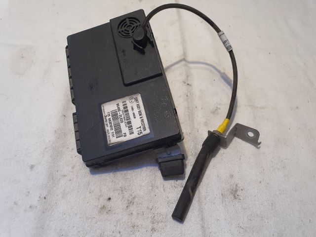 bontott HYUNDAI I30 Biztosítéktábla Utastér