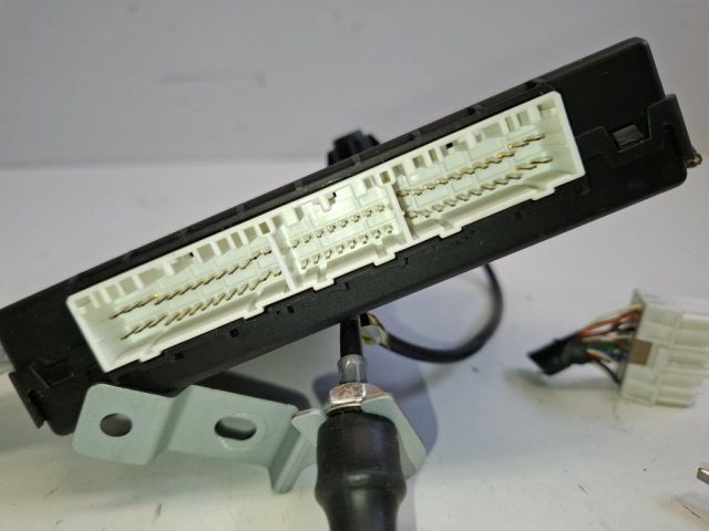 bontott HYUNDAI I30 Biztosítéktábla Utastér