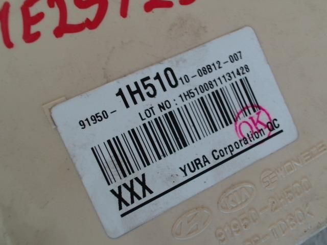 bontott HYUNDAI I30 Biztosítéktábla Utastér