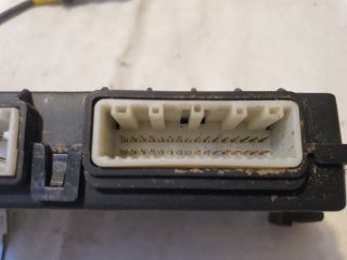 bontott HYUNDAI I30 Biztosítéktábla Utastér