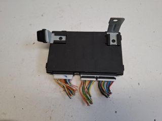 bontott HYUNDAI I30 Biztosítéktábla Utastér