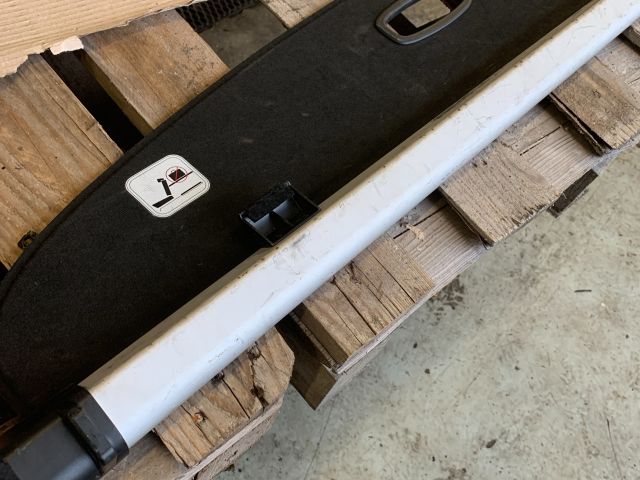 bontott HYUNDAI I30 Csomagtér Roló