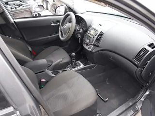 bontott HYUNDAI I30 Csomagtér Tálca