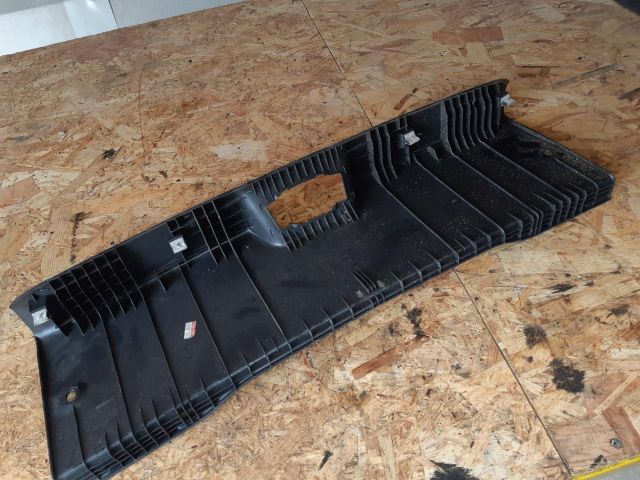 bontott HYUNDAI I30 Csomagtérajtó Burkolat Alsó