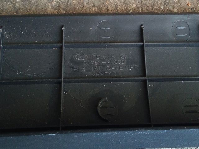 bontott HYUNDAI I30 Csomagtérajtó Burkolat Felső